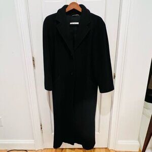 Authentic Max Mara Coat Wool Cashmere Color Black Size 8 US